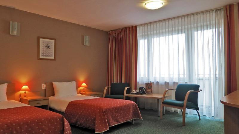 Hotel Wilanów Warszawa by DeSilva Exterior foto
