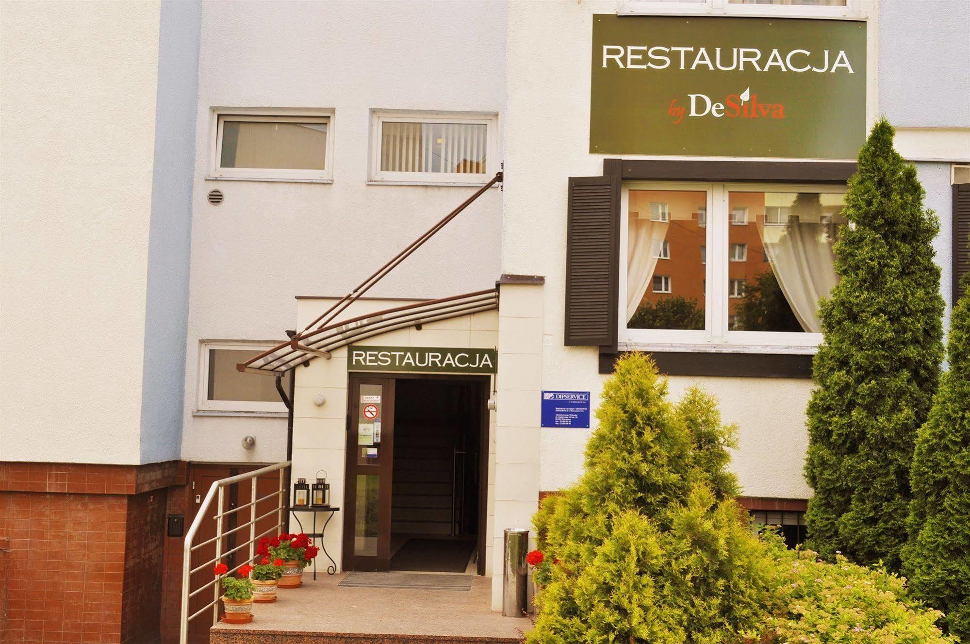 Hotel Wilanów Warszawa by DeSilva Exterior foto